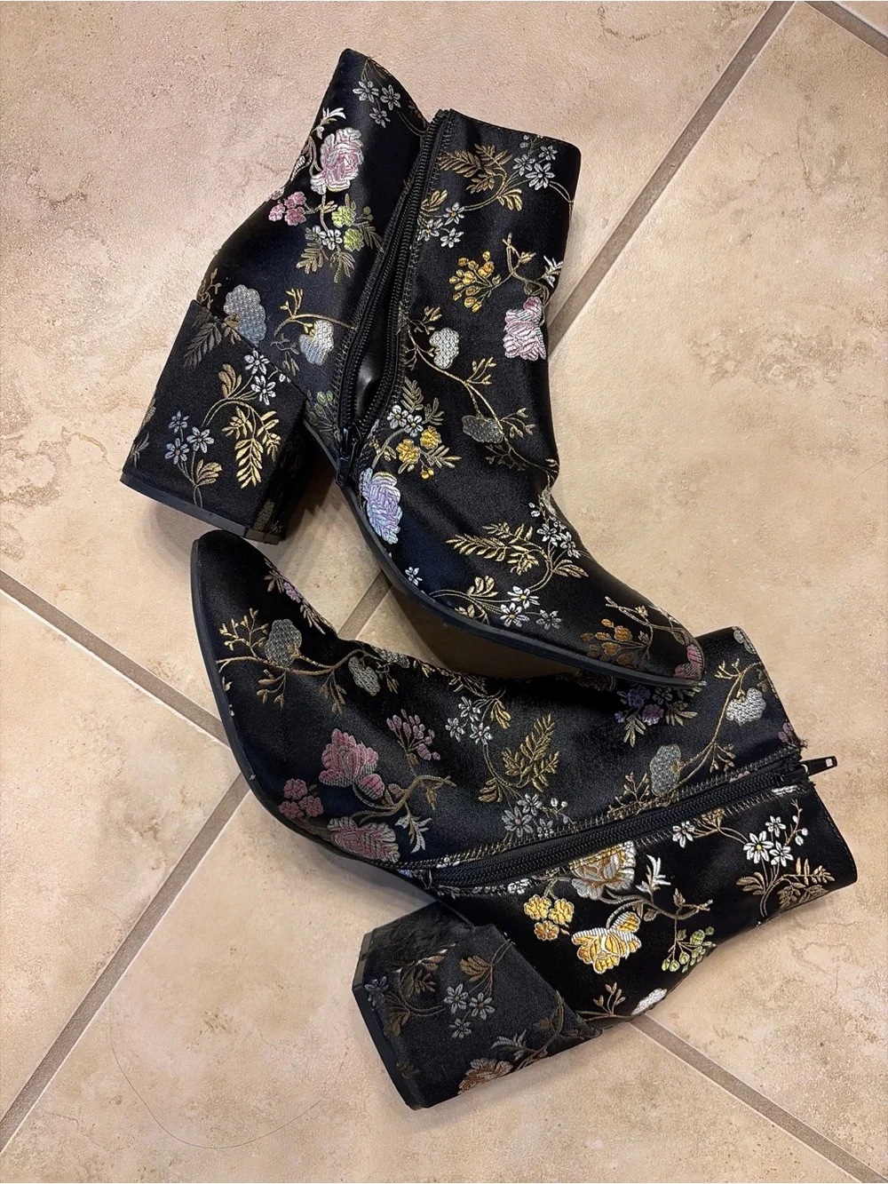 Bar III Black Floral Brocade Ankle Booties size 11